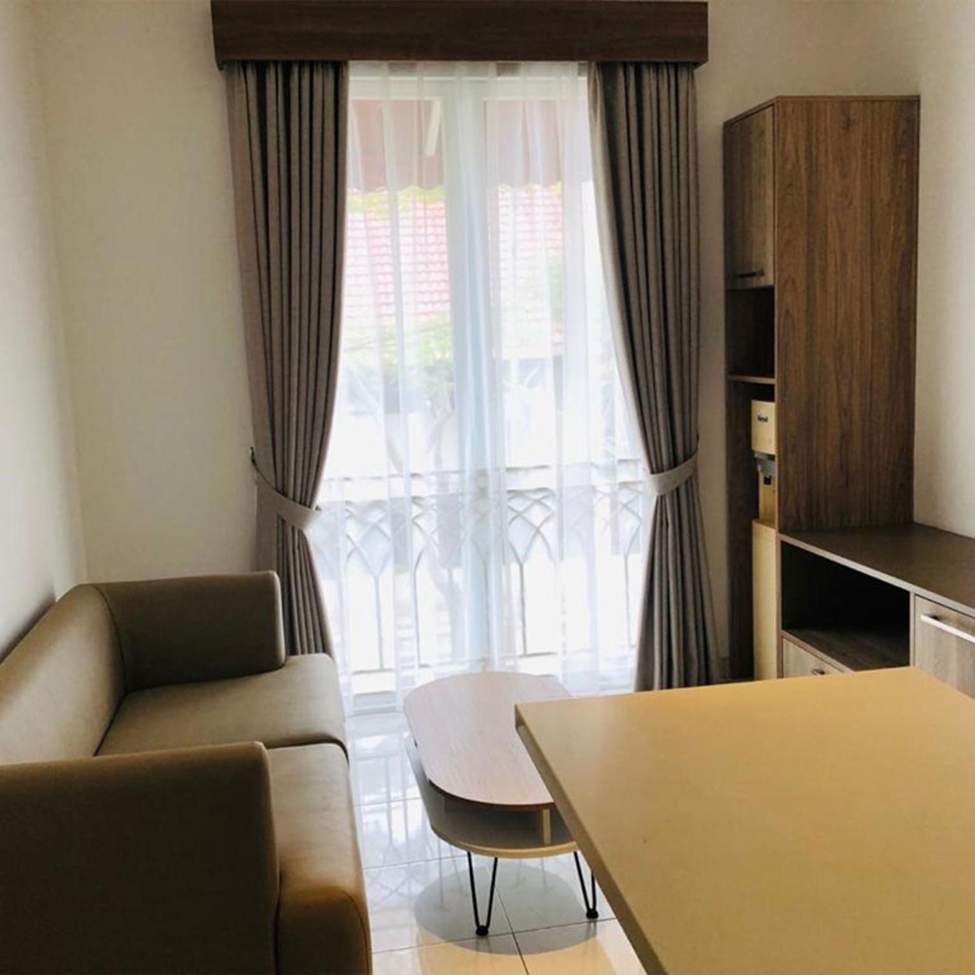 Bening Boutique Hotel Managed By Salak Hospitality Bekasi Exterior foto